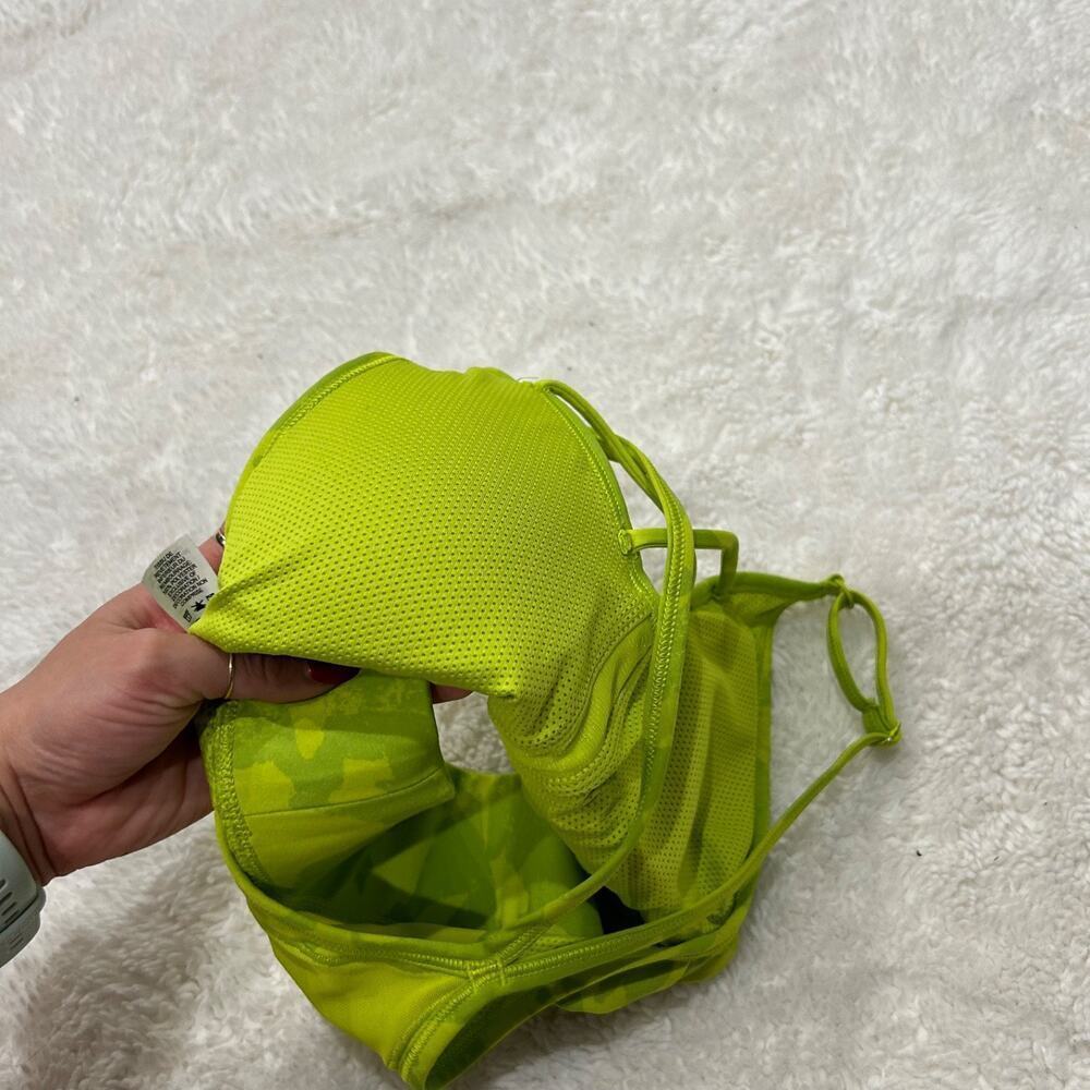 Nike Womens Green Athleisure Luxe Strappy Sports Bra Padded Sz XS Workout Cheer - Picture 4 of 5